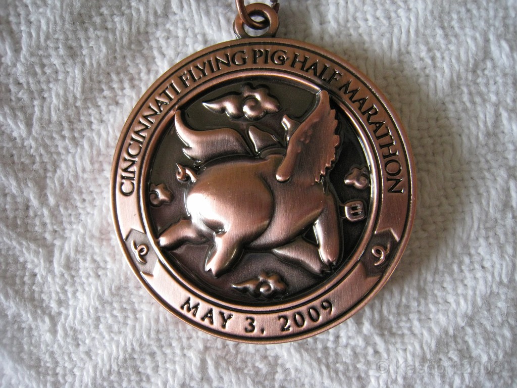 Flying Pig 2009 0452.jpg - The Flying Pig Half Marathon Medal - Back side.